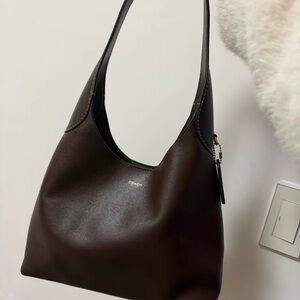 Coach Brooklyn 28 Shoulder Bag-Maple